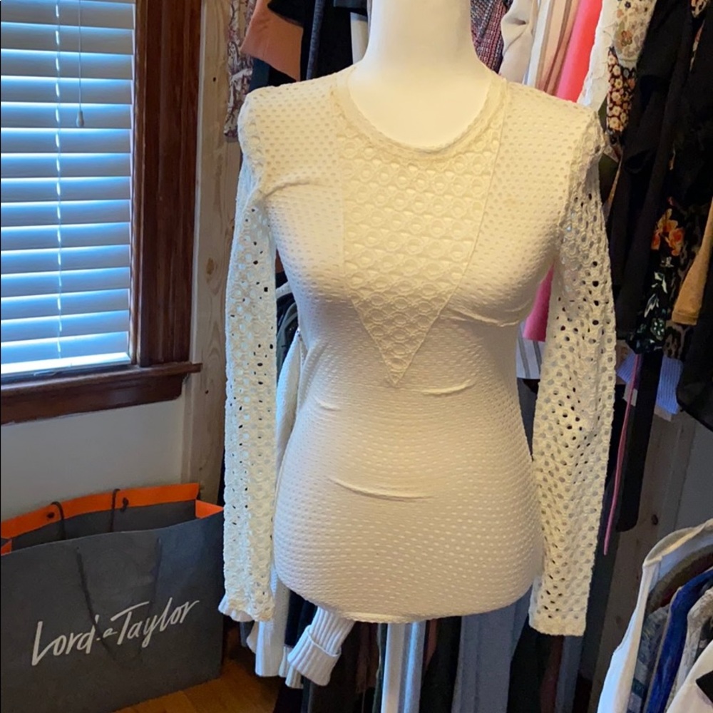 Top - Picture 2 of 2